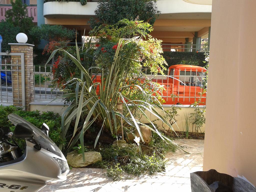 Patra - Cute Studio Near Center المظهر الخارجي الصورة